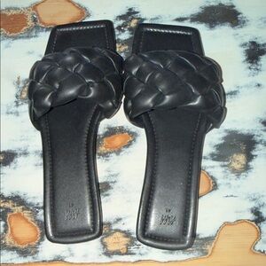 Women's Black Braided Slide Sandals